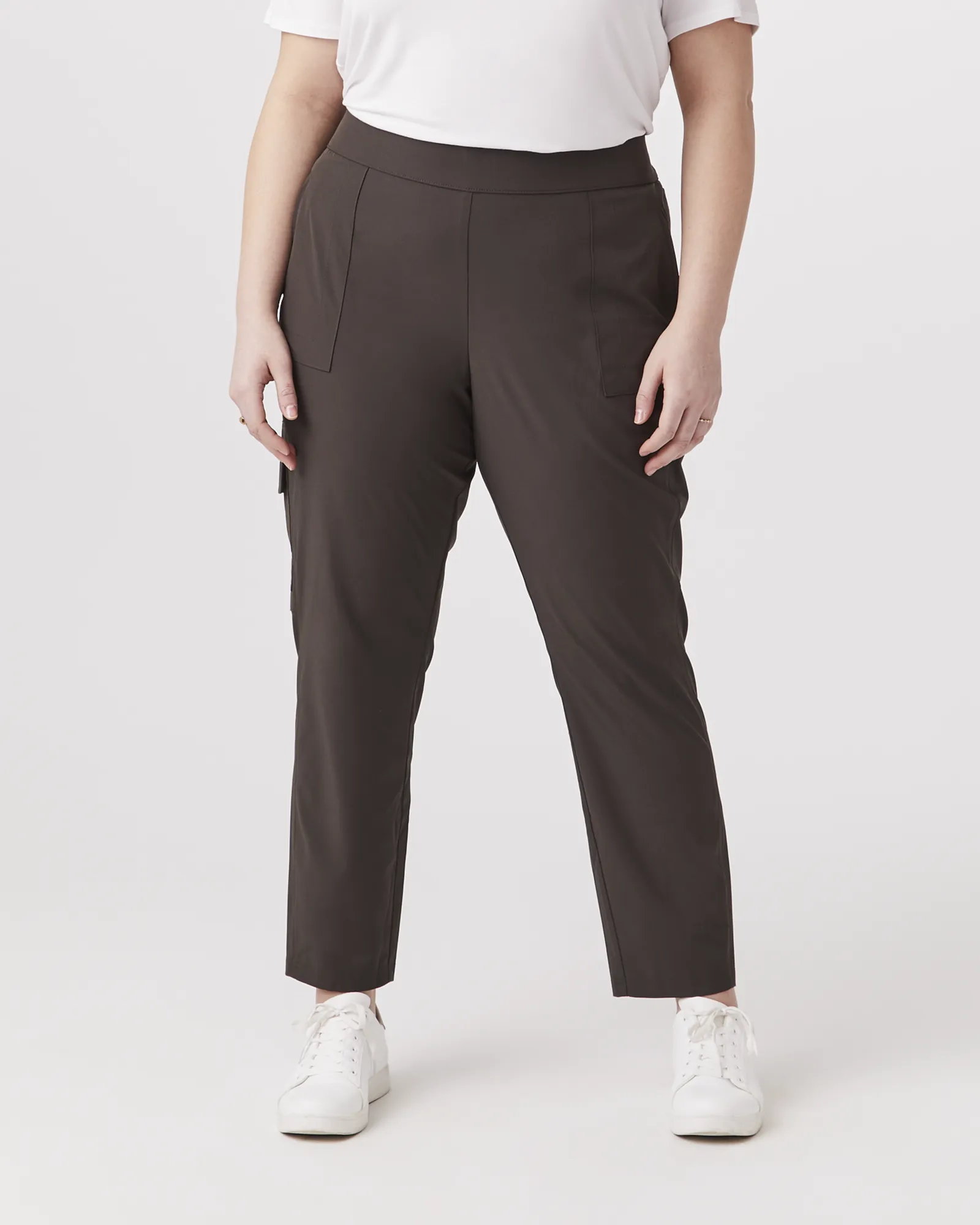 Damaris Cropped Cargo Pant | Olive Green