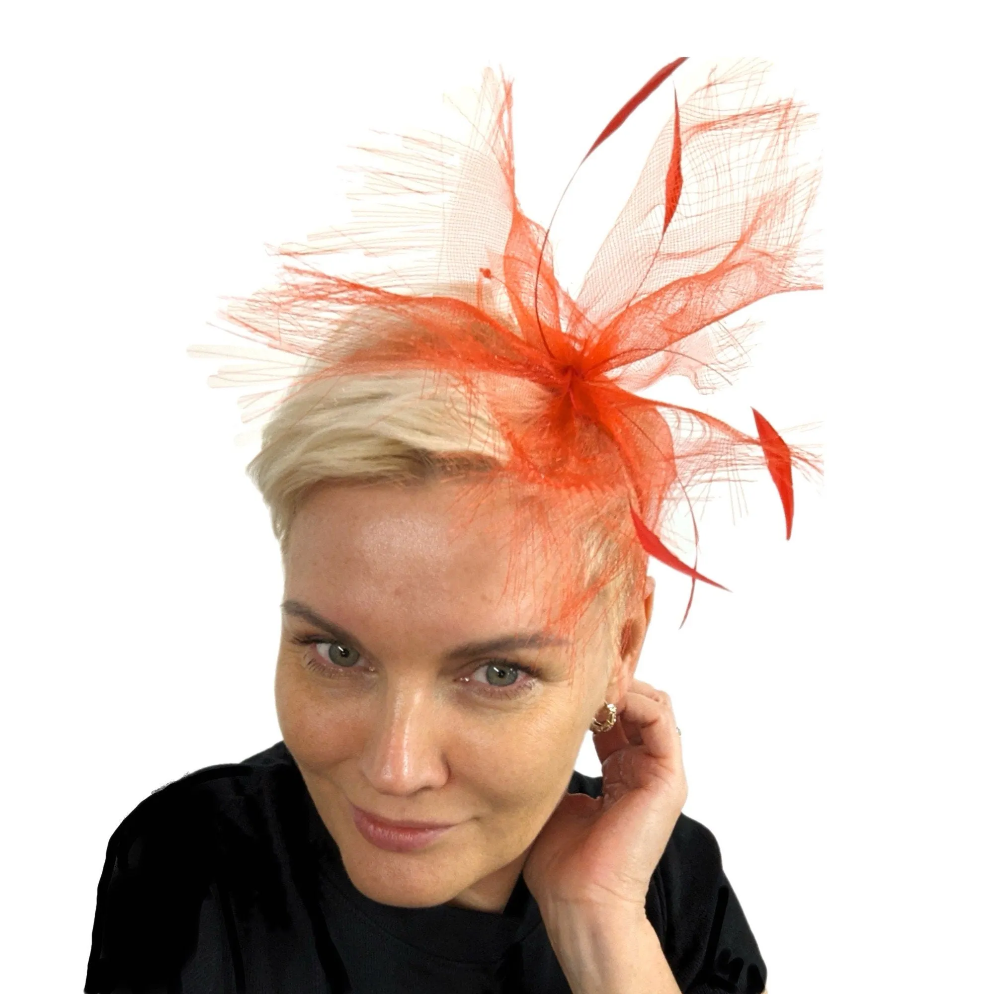 Extravagant Red Fascinator: Festive Christmas Headwear | Stylish Holiday Accessories