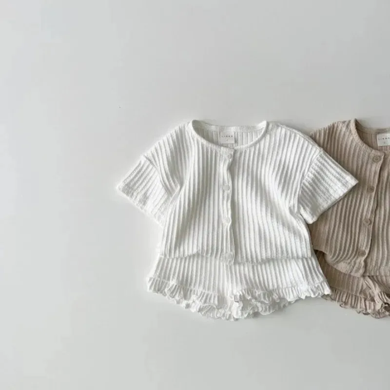 Lightweight Short-Sleeved Top & Ruffled Shorts Set