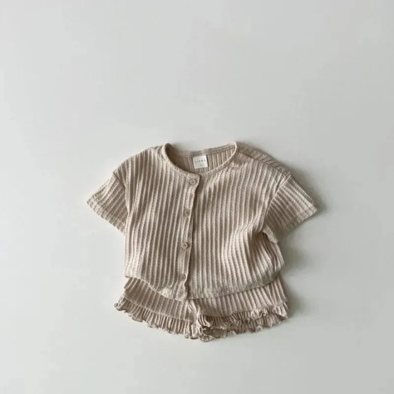 Lightweight Short-Sleeved Top & Ruffled Shorts Set