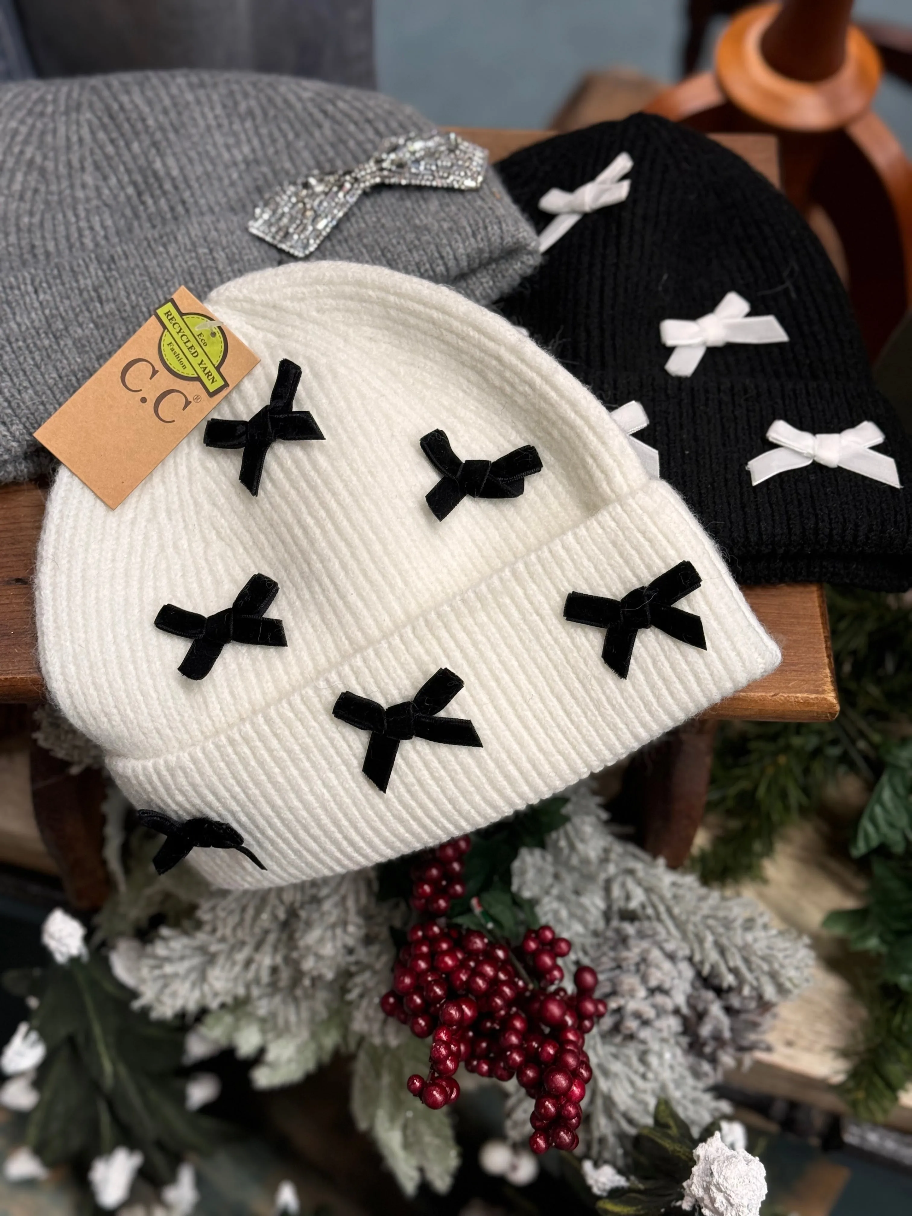 Mini Velvet Bow Cuff Cc Beanie