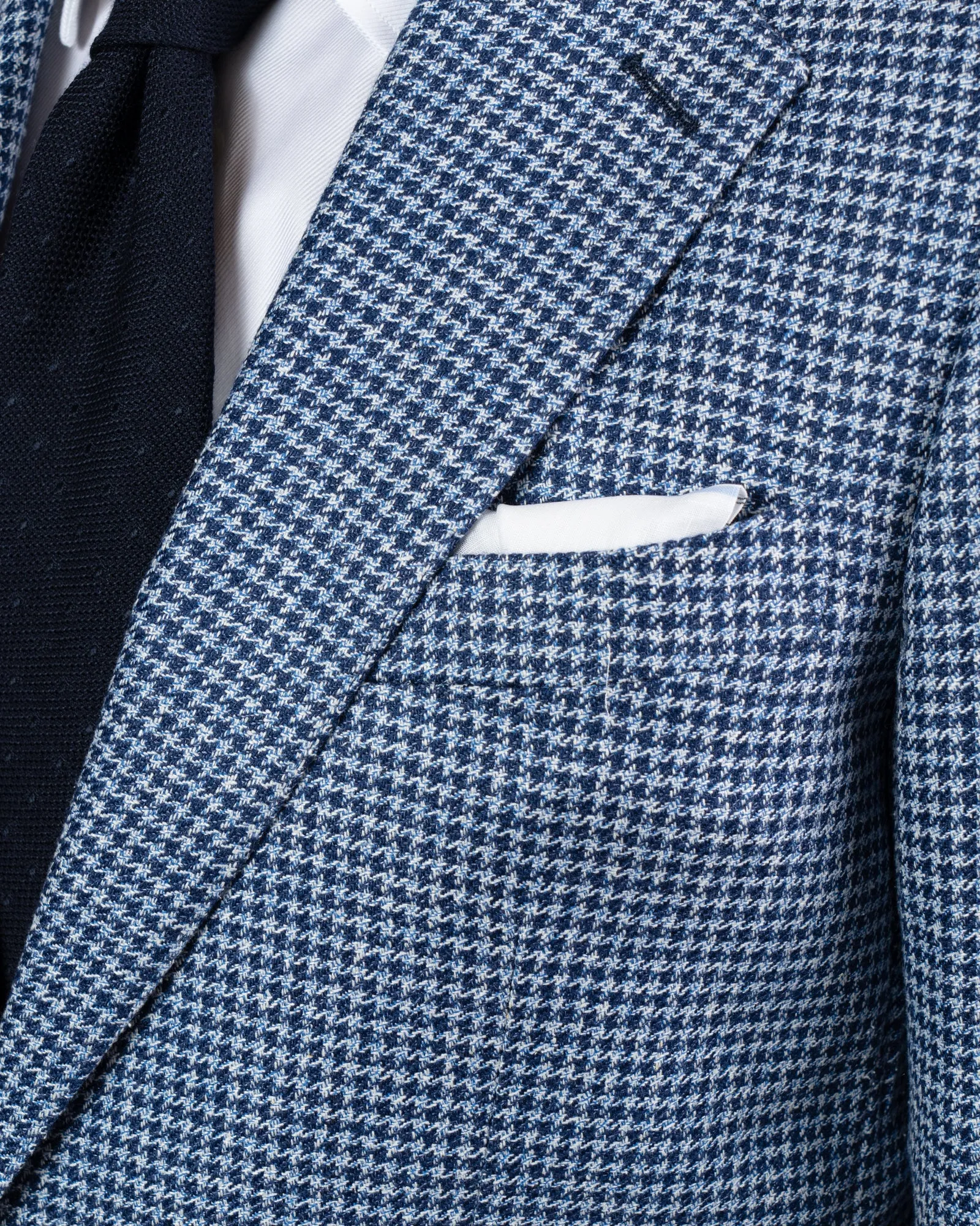 True Blues Houndstooth Wool, Silk, Linen Sportcoat
